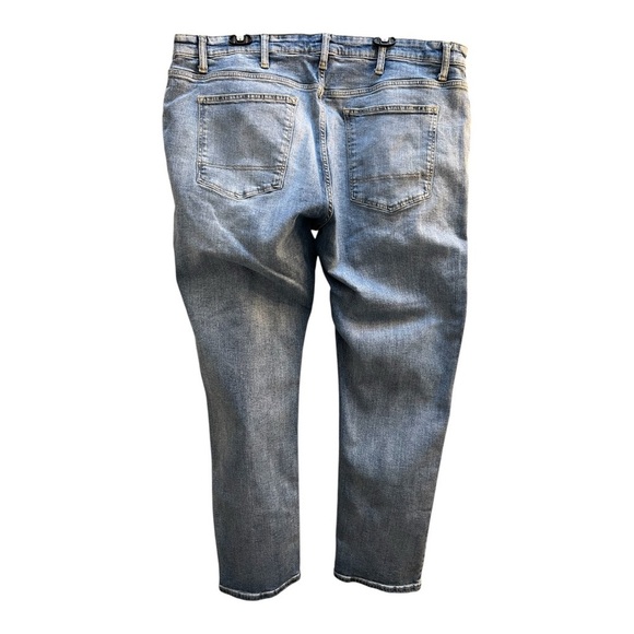 Men's Light Blue Stretch Straight Leg Jeans Washed Denim Size 44 - Picture 2 of 3